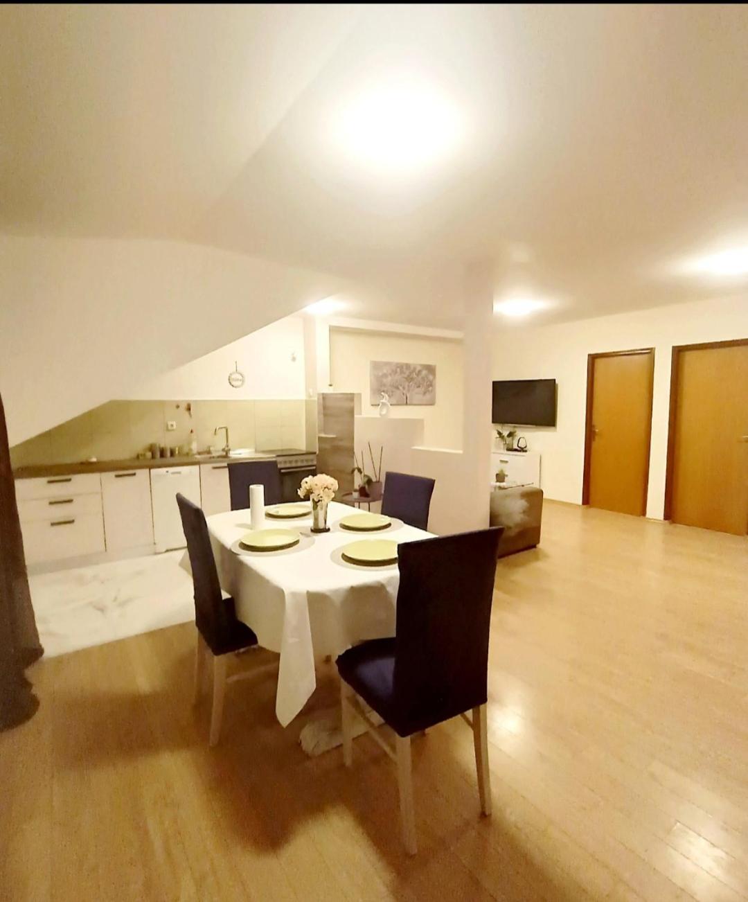 Apartman Petra Zabok Exterior foto